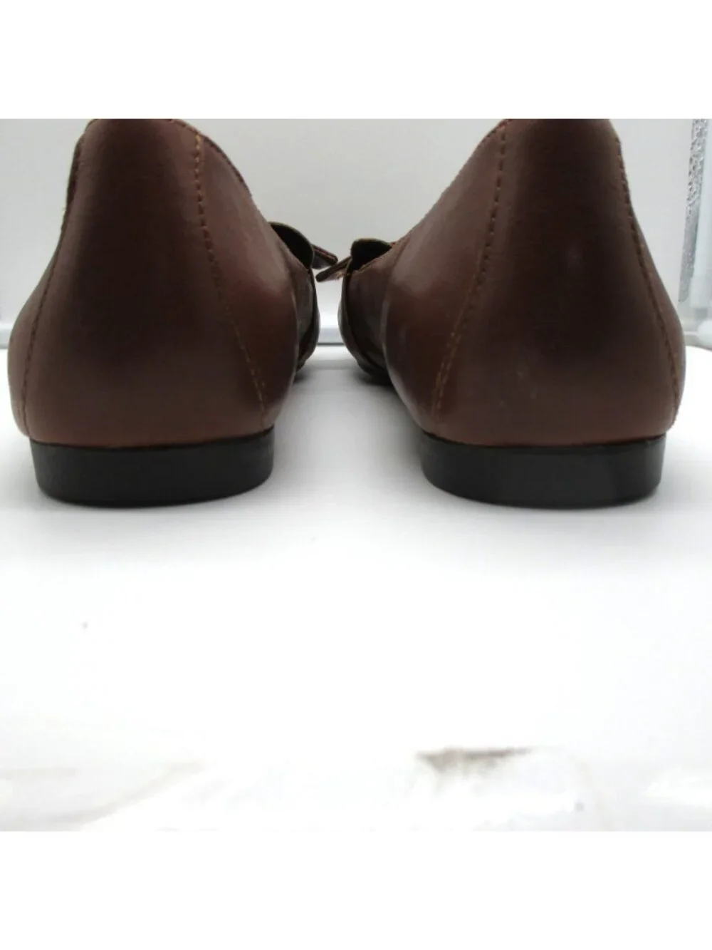 Born Carrine Leather Loafer Brown 9.5 Women’s Preppy Tailored Flat With Bow